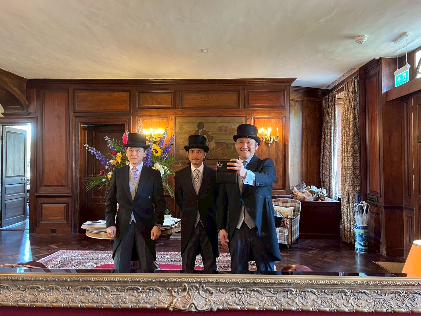 3807226C-1497-4C41-8210-441A0BBC0966